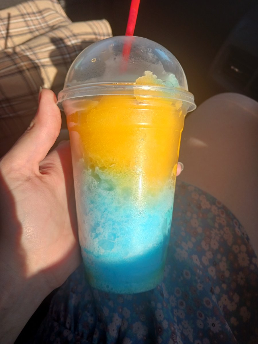 ShotoTo1155402's tweet image. I just did a good thing 
I don't regret this thing at all
I bet you wondering what I did 
I tell you what it is
I went to the store with my girls and made a drink based off my favorite ship. 

Lmao