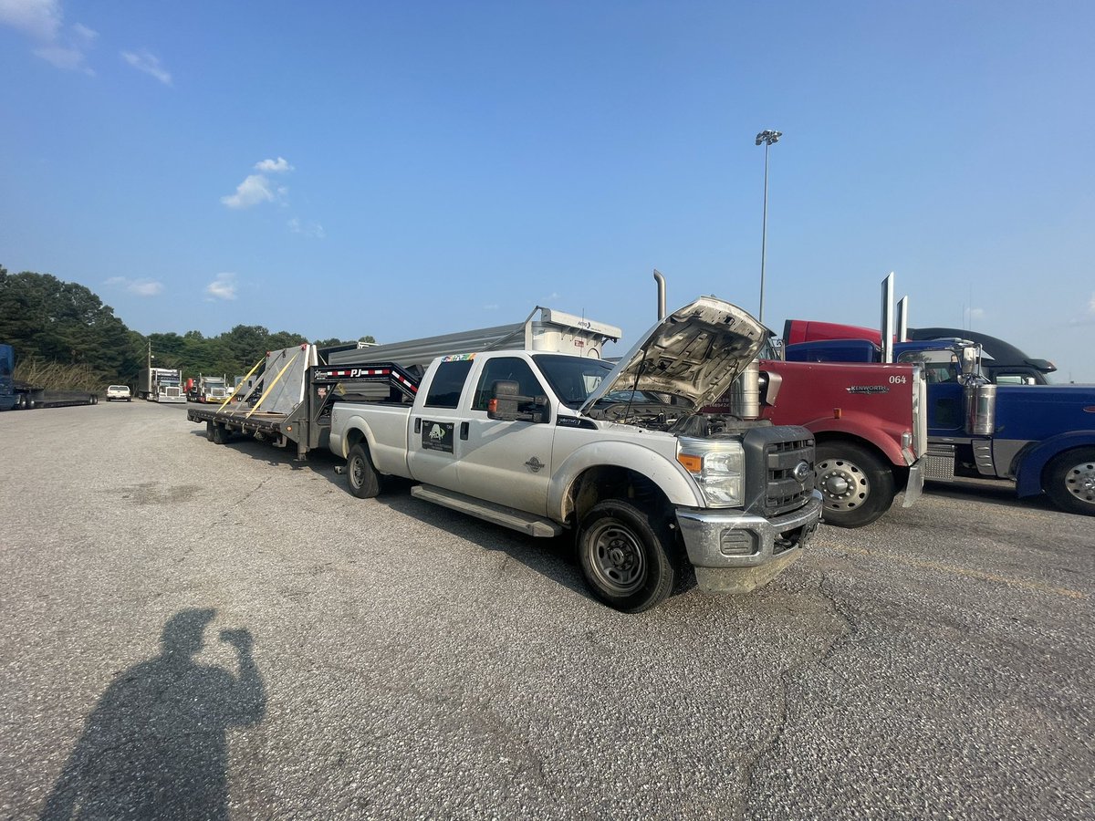 BenjaminLee2022's tweet photo. Enjoy these pictures of my blown up truck four different times this week https://t.co/3qVC72R9jy