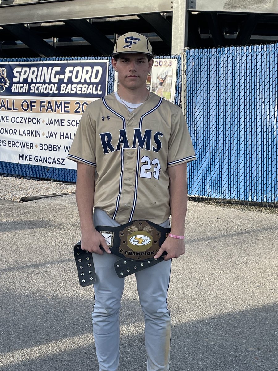 Rams win 6-1 and advance to District Championship.  

🔹Broderick 7 IP 6H 13K 0BB
⚾️ 1H 2RBI
🔹Swanger 2H 1R 2B
🔹Korchok 2B 1R
🔹Flores 1H 2R

Next game: vs CB West