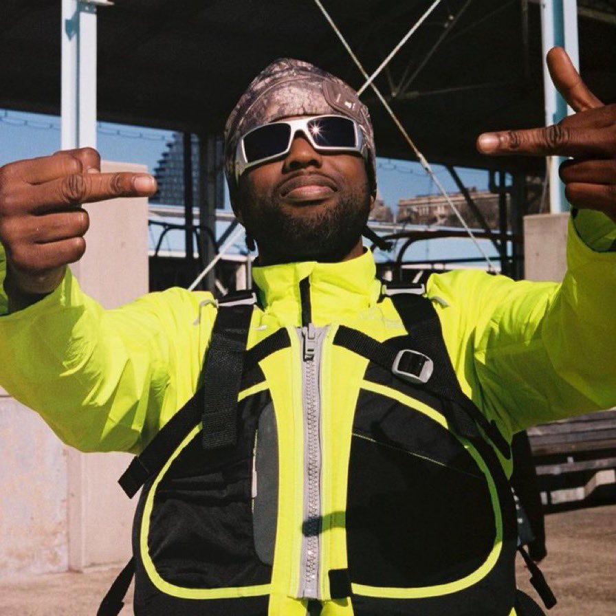 ASAPMOB's tweet photo. HAPPY GDAY @AsapTwelvyy 🎈🎈 https://t.co/bIVCpxQnr6