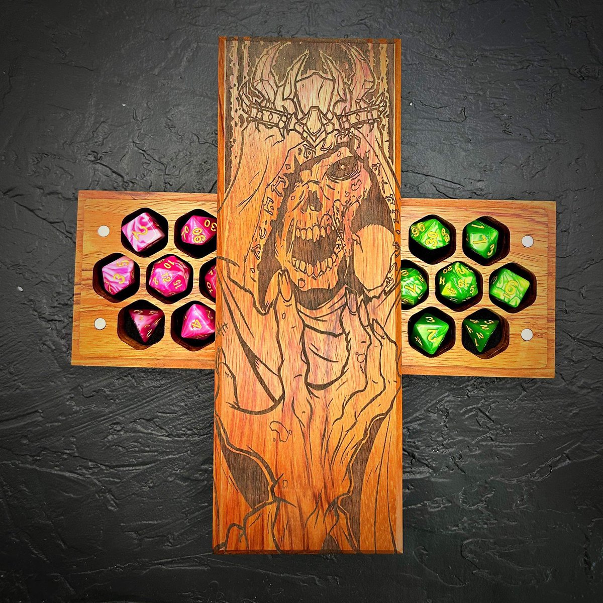 New Release!
The Lich from @Artificer_Ind is now available on our site! shoptalonclaw.com/products/lich-… #dnd #dice #ttrpg