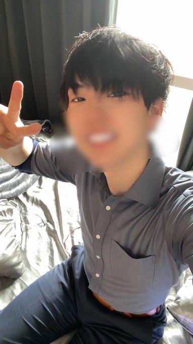 髪切った。仕事イクッ https://t.co/tbXW7QPFKn<a href="/tag/%E8%87%AA%E6%92%AE%E3%82%8A"class="tags"><span>#自撮り</span></a><a href="/tag/%E8%A3%8F%E5%9E%A2%E7%94%B7%E5%AD%90"class="tags"><span>#裏垢男子</span></a>
