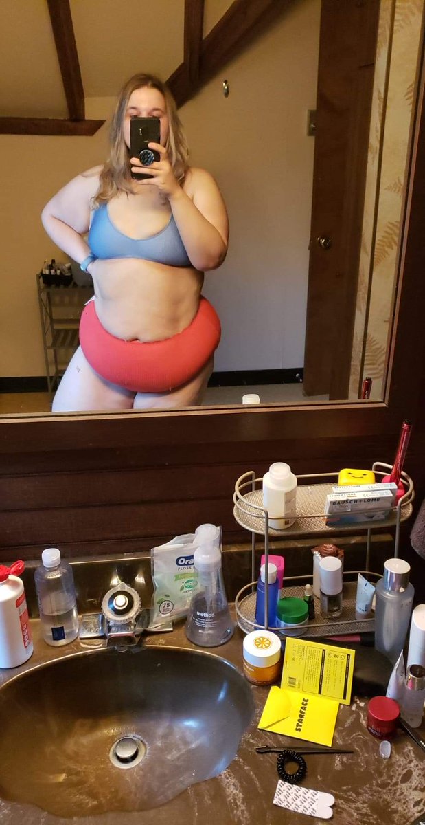 poststruggles's tweet image. For reference this was 2021.