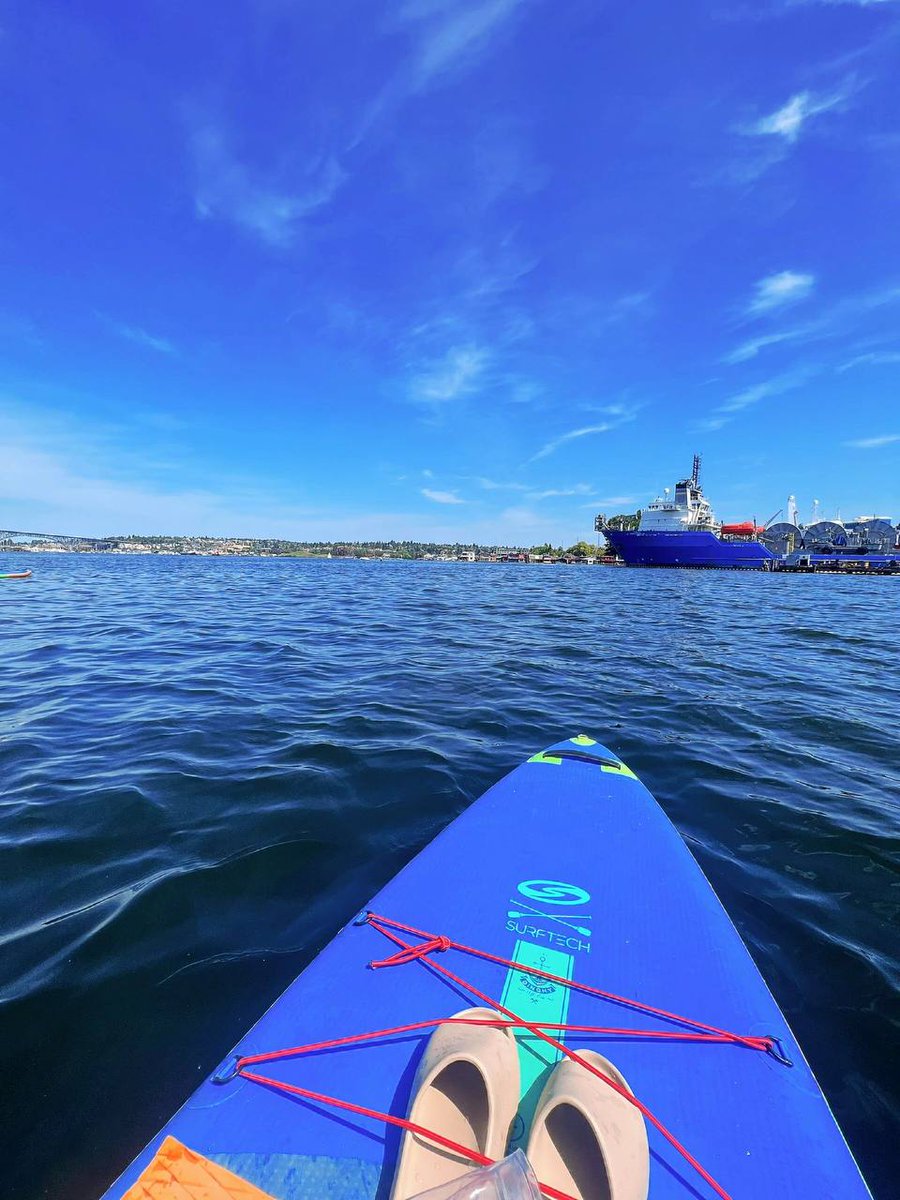 aliceCastro1968's tweet photo. They will paddle on the beach, as the waves whisper their secrets and the sun kisses their skin. 🏄‍♂️🌊 Embracing the freedom of the ocean, each stroke brings them closer to a world of adventure. #BeachLife #PaddleBoarding #OceanEscape https://t.co/2bTJcspXKI