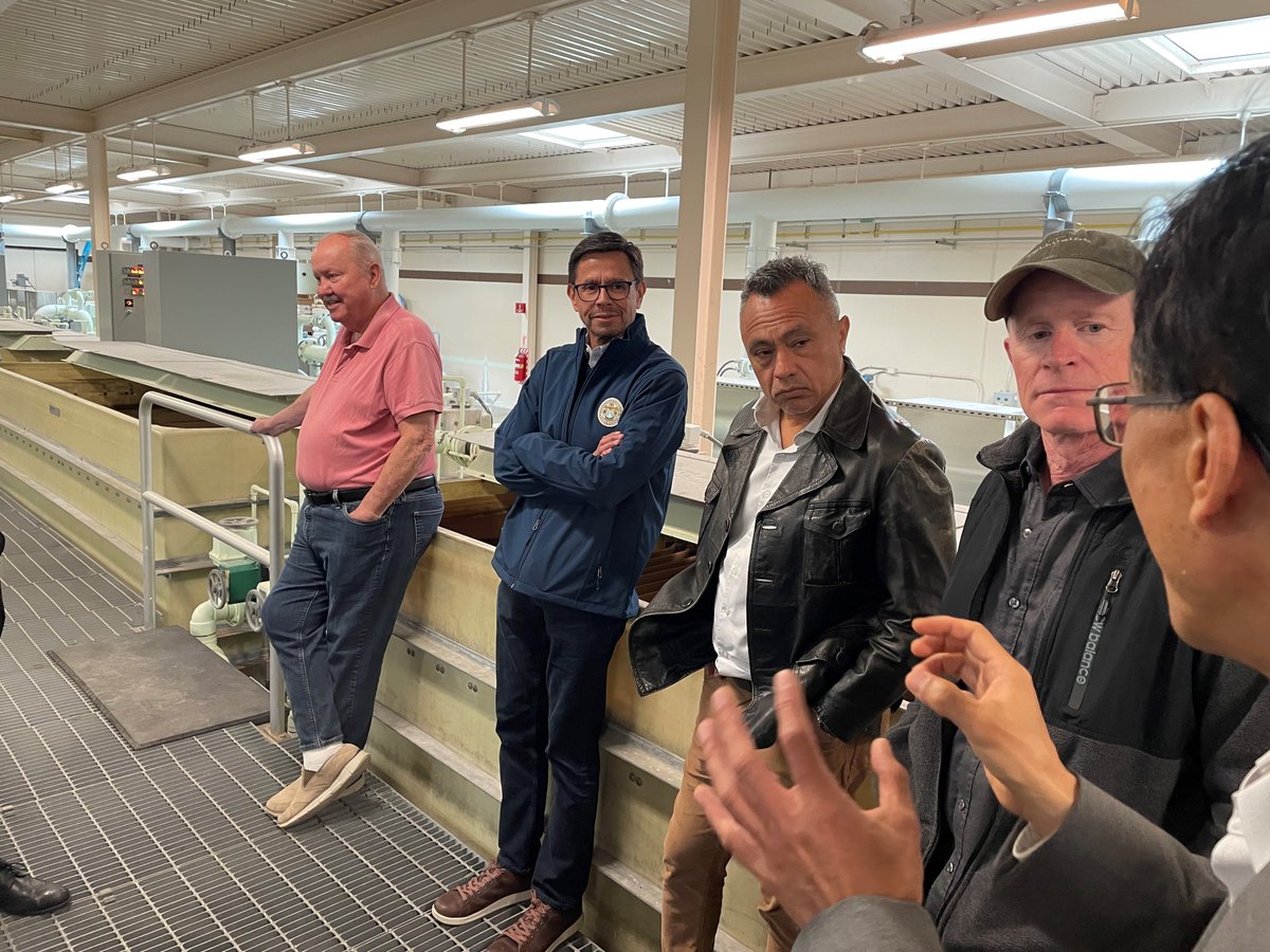 mwdh2o's tweet photo. Chair Adán Ortega and Director Miguel Luna visited @LVMWD to meet with board members (Director Glen Peterson, Andy Coradeschi &amp; Jay Lewitt), GM @PedersenDavi and staff to learn more about Las Virgenes' water system and recycling facility. #CAWater https://t.co/u3aWh5JvcE