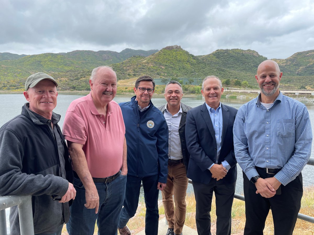 mwdh2o's tweet photo. Chair Adán Ortega and Director Miguel Luna visited @LVMWD to meet with board members (Director Glen Peterson, Andy Coradeschi &amp; Jay Lewitt), GM @PedersenDavi and staff to learn more about Las Virgenes' water system and recycling facility. #CAWater https://t.co/u3aWh5JvcE
