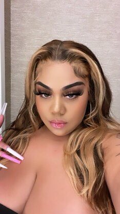 if u think u deserve to be my content partner say hii 👋🏼 and dm me🍯🍯🍯