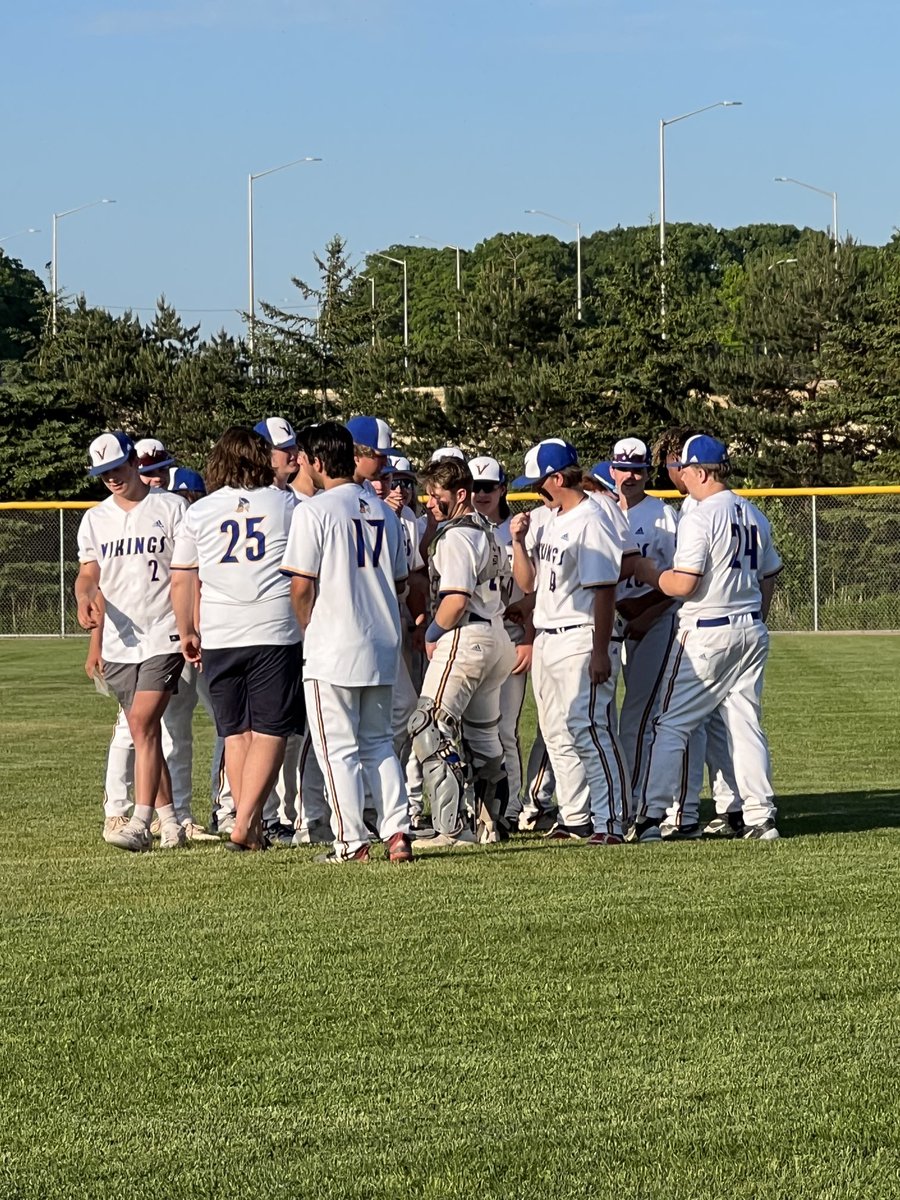 NBW Vikings tweet media