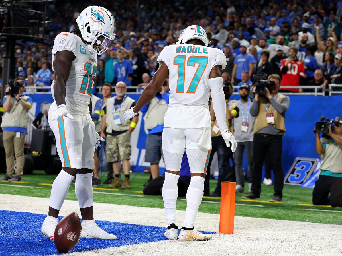 Tyreek Hills Word Jaylen Waddle Injury Update Will Make Dolphins My