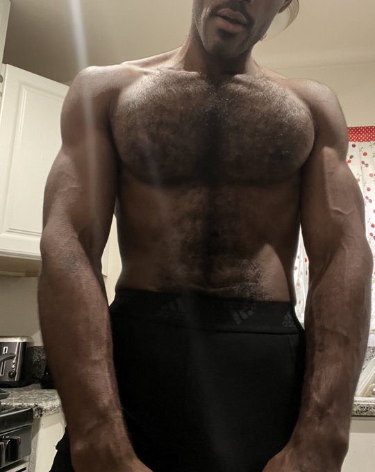 Get that tongue out for me 👅 https://t.co/yKOjq50ZVv<a href="/tag/mvsales"class="tags"><span>#mvsales</span></a><a href="/tag/mvboys"class="tags"><span>#mvboys</span></a>