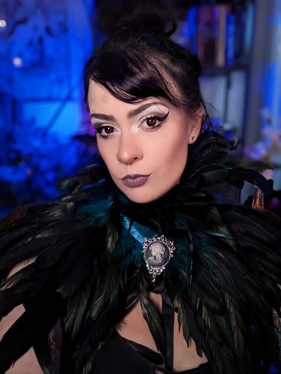 ally_capwn's tweet photo. Tfw your fave NPC becomes your PC. Join us tonight on Dragonlance at https://t.co/CbosYq9vYt at 7:30CST as we showcase #thirdpartycontent in all it's glory! 
#dnd5e #DnDcharacter #ttrpgfamily #ttrpgrising #dragonlance #actualplay #roleplay https://t.co/b29PZOQy3d