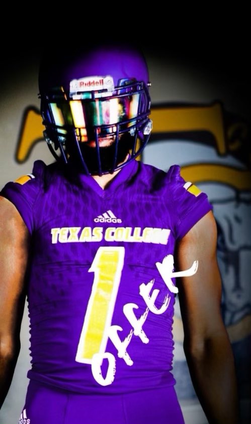 Blessed to receive my first offer from Texas College Steers!! #Seniorszn @CoachATBates @CoachRiepe @CoachJDavis5 @TAProfileAPP