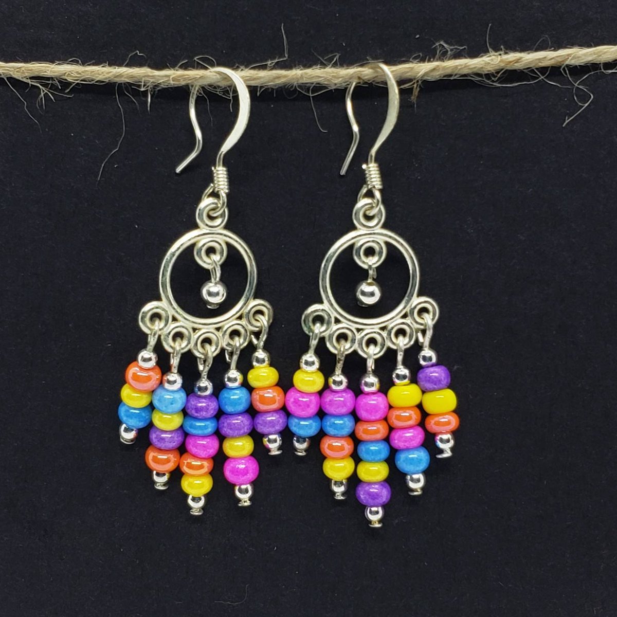 Limited offer! This awesome Colorful Chandelier Earrings, Silver Chandelier Cluster Earrings. Colorful Earrings. Bright Colorful Jewelry, Jewelry Gift For Her for $12.00.. 
etsy.com/listing/139735…
#ColorfulEarrings #ChandelierEarrings