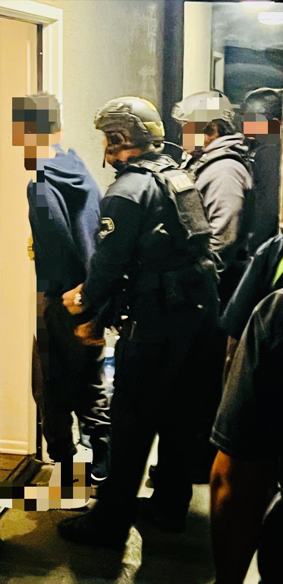 Your #GND <a href="/USMS_PSWRFTF/">Pacific Southwest Regional Fugitive Task Force</a> at work!  Code 4!  #Teacher wanted for <a href="/lapdVanNuysDiv/">LAPD Van Nuys Div.</a> Lewd Acts with a child under 14 in custody! Doing their part to keep the community safe. #complynowcomplainlater #LAPD