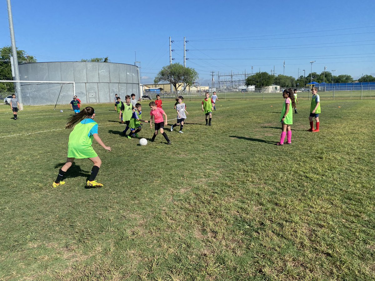 Day 1 of Summer Camp⚽️🦬 We had over 70 Lady Buffs and @clemenssoccer future athletes register. Can’t wait for Day 2 tomorrow morning!! @scbuffalostrong @SamuelClemensHS