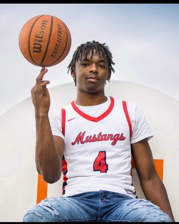 I will be closing my recruitment on this coming Friday. 
Commitment Loading........ <a href="/ERHSathletics/">East Rowan Athletics</a> @EastRowanbb