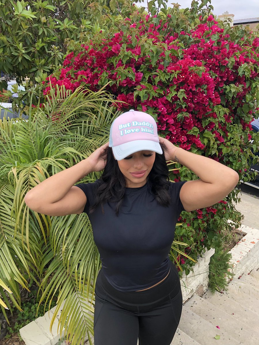 cyrahhhh's tweet photo. 🧜🏼‍♀️ https://t.co/CzdnV8ryzs