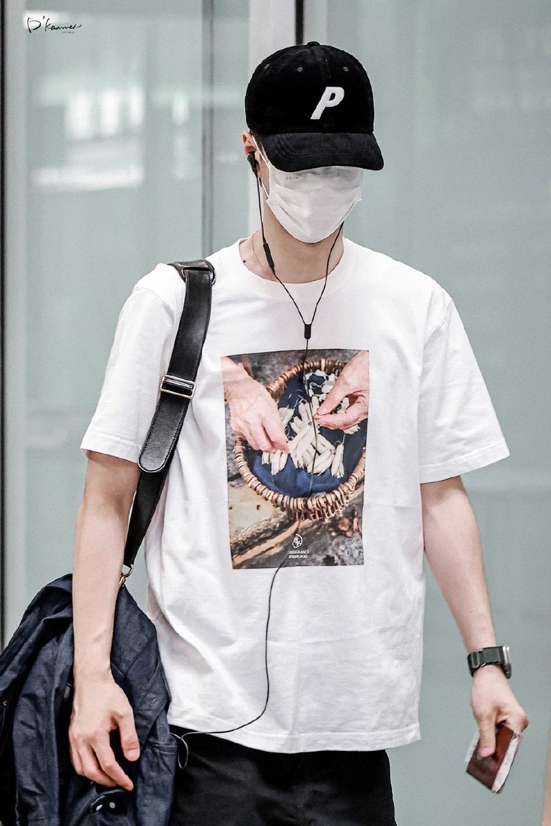 mmm ( ทาสรักหวังอี้ป๋อ 🛹) tweet media