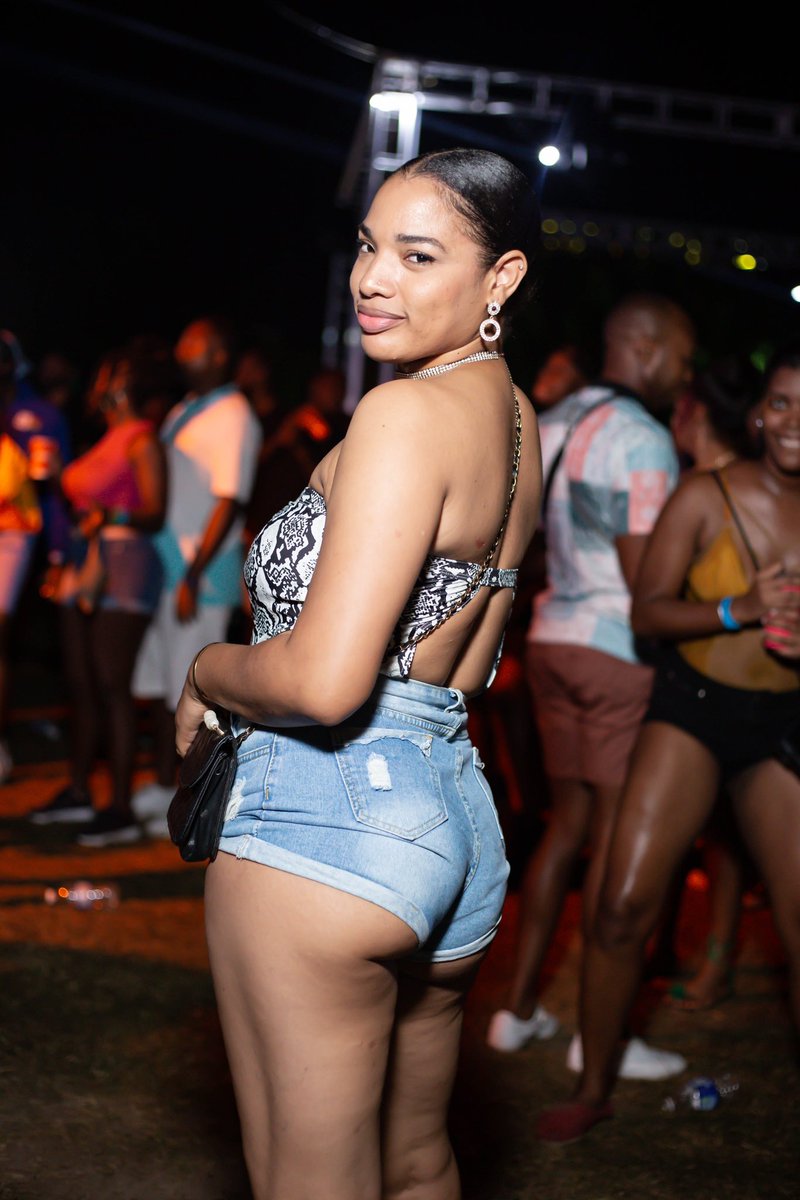 TheCouncilJa's tweet photo. BADDISH IS THIS SATURDAY!!! 

Soca &amp; Dancehall inna one big lawn? 

And it’s a Council event suh yu know it’s guaranteed fun! 

RT if you’re #TeamSoca 

Like if you’re #TeamDancehall 

Drop a 🔥 emoji if you are both! https://t.co/FemRMcDDK2