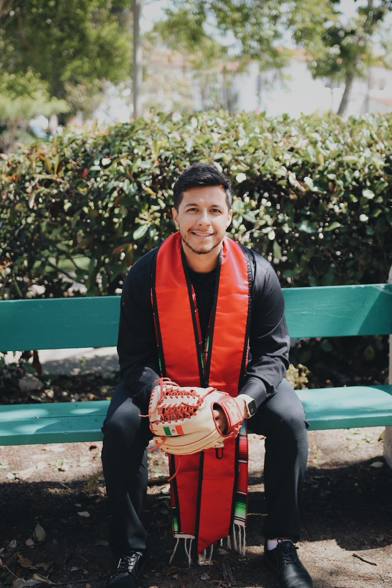 amacias_22's tweet image. Grateful for all the memories San Diego State gave me. 5 years later the job’s finally finished, 22 out #RollTecs