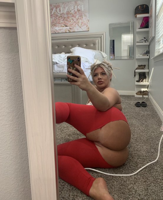 Would you date a Texas girl? https://t.co/izqG4h8OGj