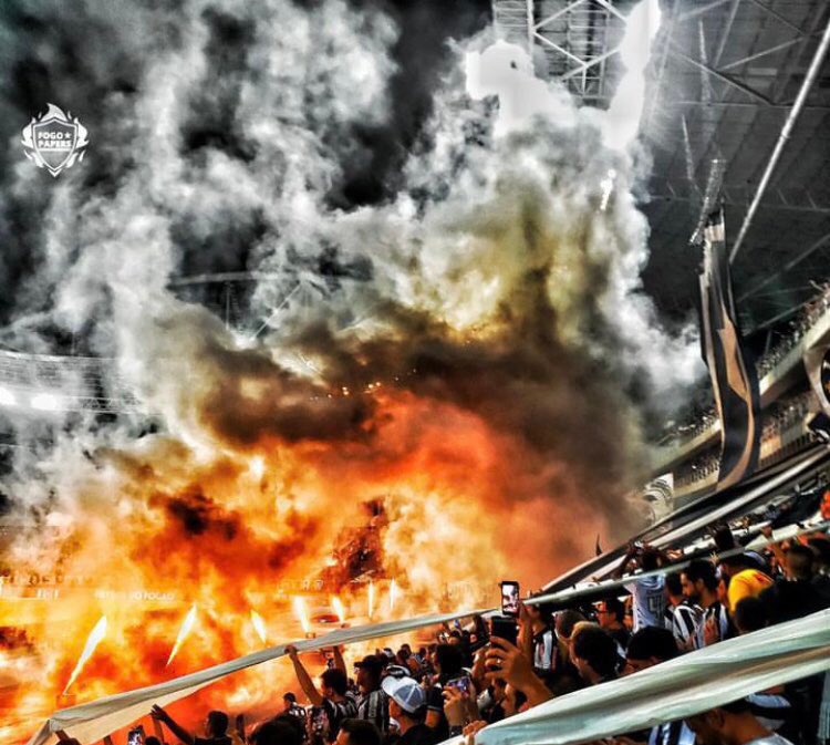 EspacoGlorioso's tweet photo. Setores Norte, Leste inferior, Leste Superior e Oeste Superior ESGOTADOS! ❌

Restam apenas ingressos para a Oeste Inferior e Tribuna de Honra.

Amanhã é casa cheia. Amanhã é dia do Nilton Santos pulsar do início ao fim. Vamos juntos, na união perfeita, em busca da classificação! 🔥