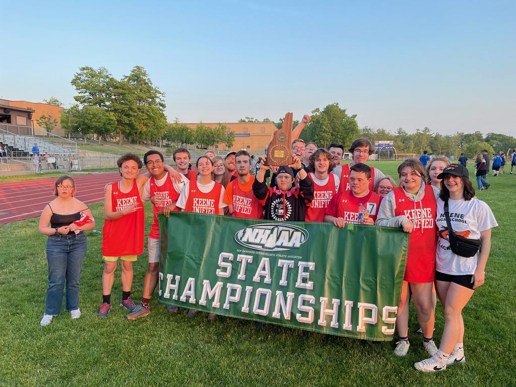 rhmalay's tweet photo. Woohoo! Congratulations to our KHS Unified Track Team!  

Amazing group of individuals that are outstanding role models for others to learn from. https://t.co/FpUrXqzEgg