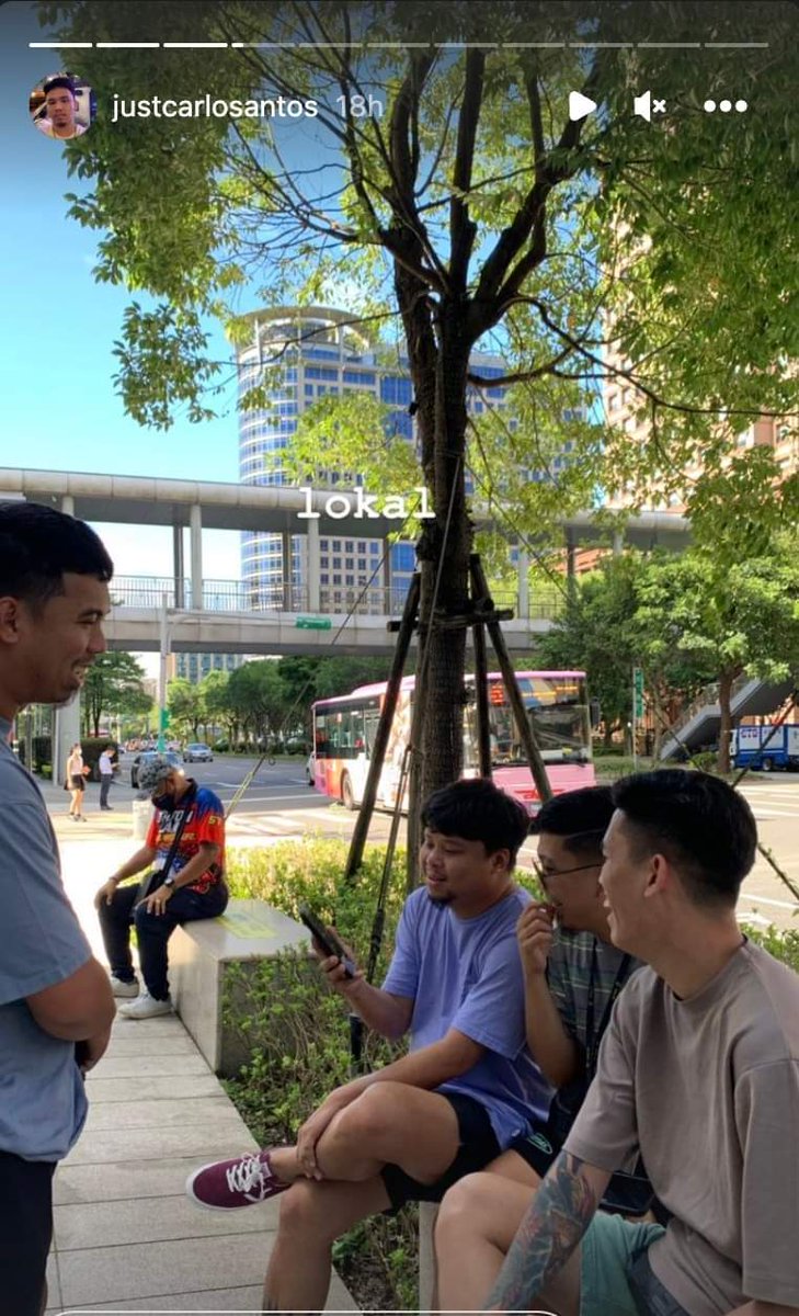 VL_MediaGroup's tweet photo. TP WILD DOGS OUT IN TAIWAN!

Team Payaman Wild Dogs, namataang namamasyal sa Taipei, Taiwan! 🇹🇼

Carlo Santos | Instagram Story

#CongTV #JunnieBoy #YowAndrada #BossKeng #ViylineMediaGroup https://t.co/dTx66Nbet5