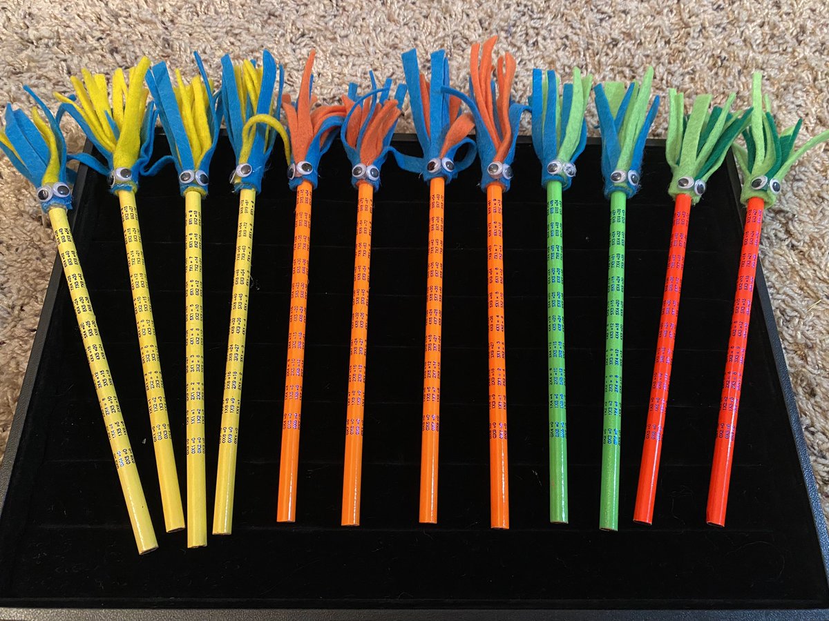 When the <a href="/WillowRidge480/">Willow Ridge ES</a> math coach <a href="/Jriddoch10/">Jamie Riddoch</a> places an order you know you have to make it math related!! 👀 Peep the ✖️multiplication facts ✖️on these #limitededition Pencil Headz! I hope you and your students love them - Cam