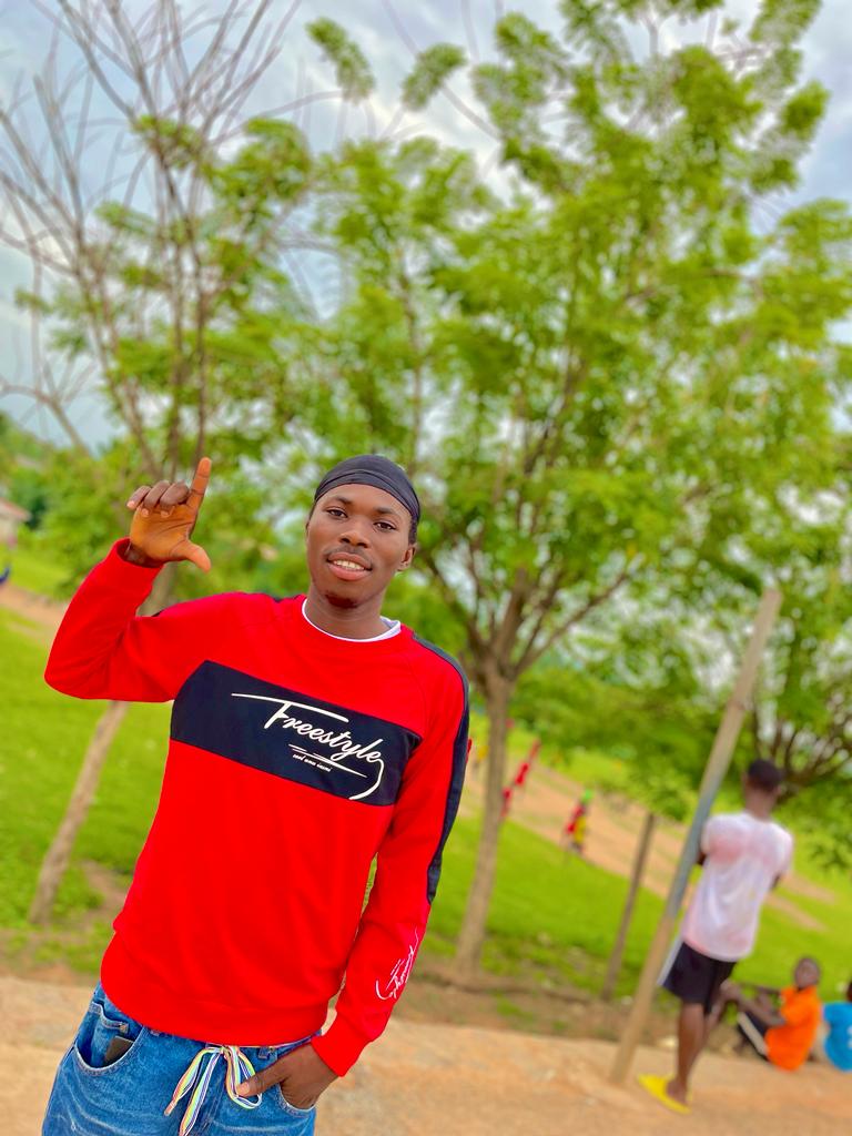 TynoSpacely's tweet photo. Happy birthday to maslf 🎉 https://t.co/QQoDJXKYLB