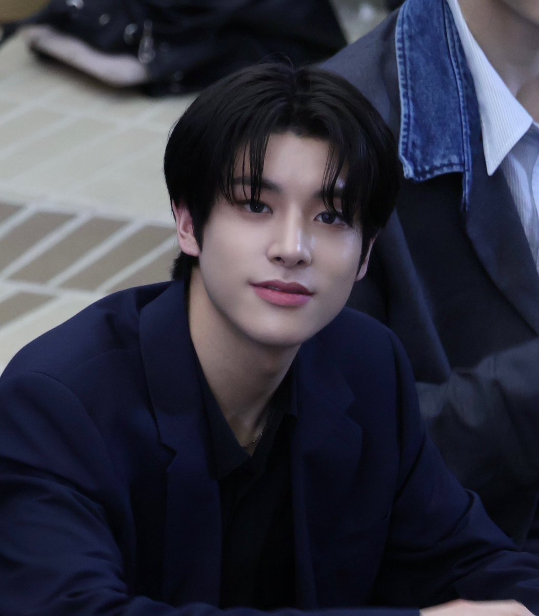 FAMESJY02's tweet photo. hi. https://t.co/K1y4ZeLIU4