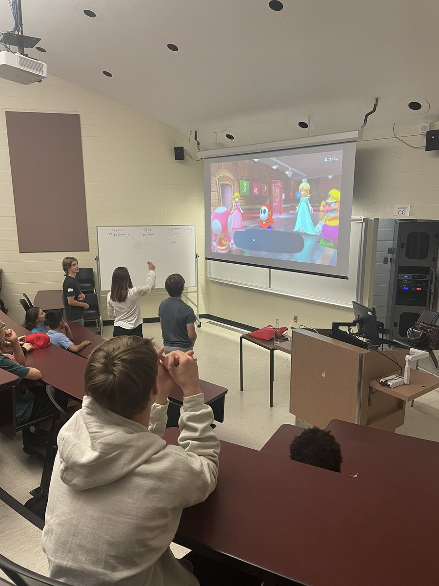 MrsJMorassutti's tweet photo. Thank you @MohawkCollege for showing us what College has to offer through engaging and interactive activities! @ctkcatholic #DestinationCollege https://t.co/u6QXOBUR5q