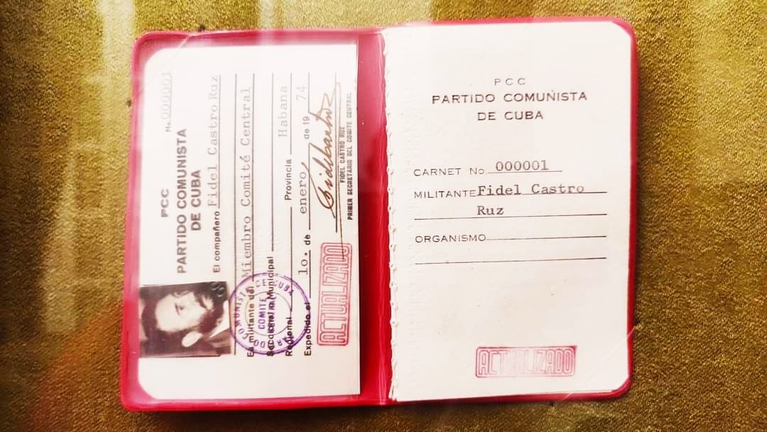 KrishnarajMuru2's tweet photo. The First Member of Partido Comunista de Cuba , Comrade FidelCastro. Red salute https://t.co/iRVTcJyISx