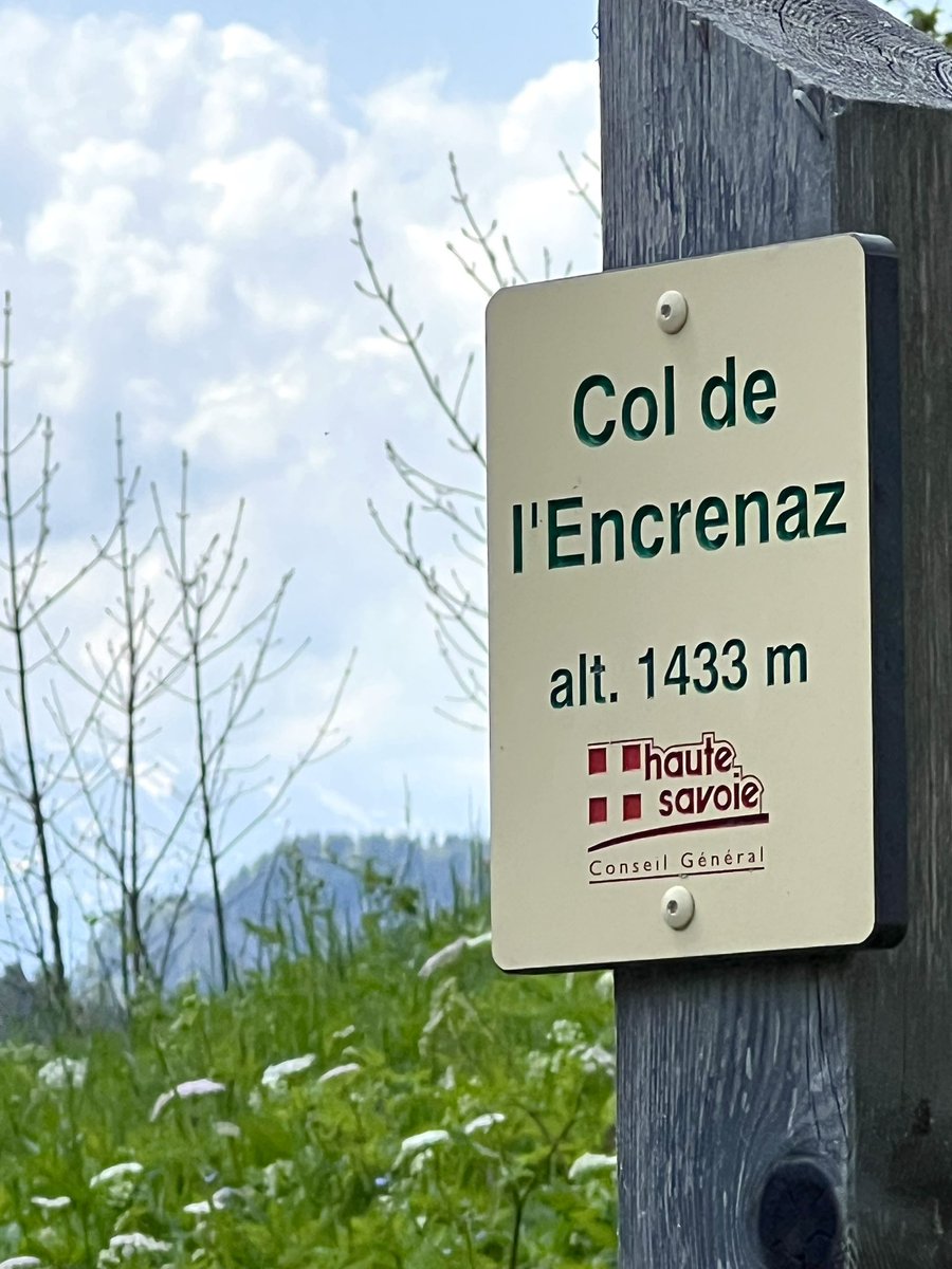 Last weekend I was back on my bike 🚴 testing out the #asphalt #roads around #morzine 🏔️ and confirm #cyclistsloveasphalt <a href="/eurobitume/">Eurobitume</a> <a href="/asphalteu/">Asphalt Advantages</a> <a href="/eapa_org/">EAPA</a> <a href="/ERFbrussels/">ERF EU</a> <a href="/E_E_Connect/">Eurasphalt & Eurobitume Connect</a>