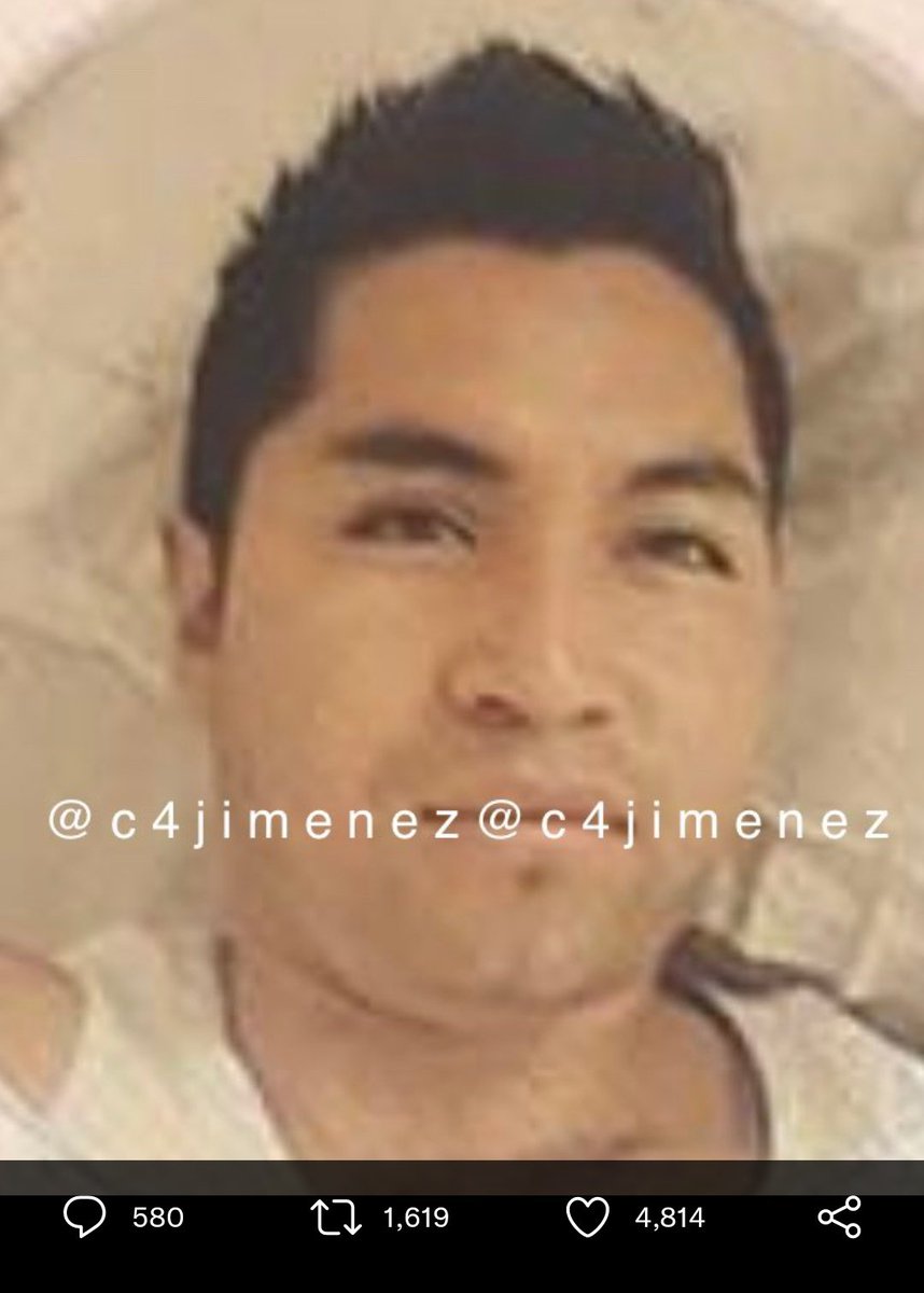 Fernand98027099's tweet photo. @Jesus250928 Esta segunda foto se tomó de sus redes sociales y es una foto intermedia, montan antiguas ve el detalle de la nariz y nuevamente debajo de los labios esa protuberancia en la barba https://t.co/UmxmQheQxI