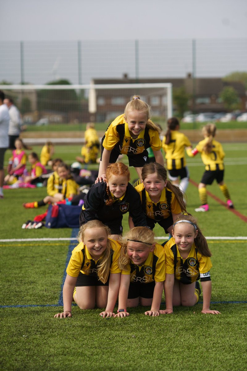 TigersJFC's tweet photo. or if you would like to join your daughter up to our Wildcats and Squad open training sessions for 5 to 14 year olds every Saturday then please email chairman@tigersjfc.com for a booking form

Pictures courtesy of @DinkyDaysLTD https://t.co/a7f3Y37mKb