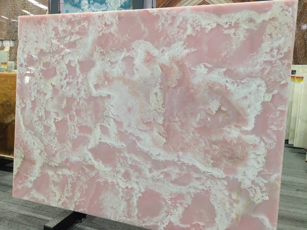 roxanne87191976's tweet photo. Onyx 
 #luxurysurfaces #luxuryinteriordesign #luxuryinteriordesigner #interiordesignlondon #londoninteriordesign #londoninteriordesigner #ukinteriordesign #londonarchitects #luxuryinterior #interiordesigneruk #interiordesigners #interiorarchitects #onyx #jadeonyx #greenonyx https://t.co/SHx5Vfb6HU