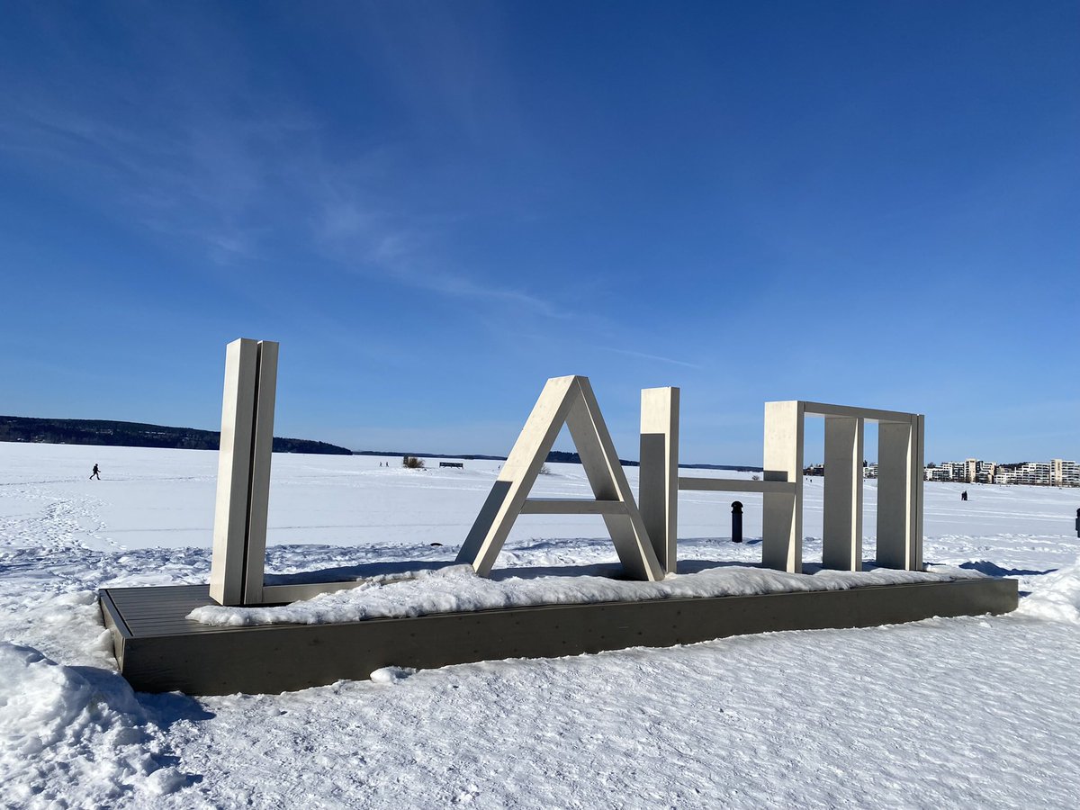 torvisu's tweet photo. Lahti on ollut kotikaupunkini jo yli 20 vuotta. Lahti on 💙 

#elämänturvalähettiläs #elämänturva #lähitapiola #lähitapiolavellamo https://t.co/0By92pbMiI