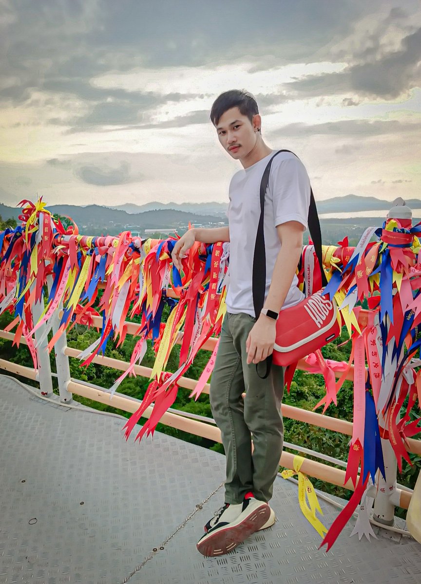 Wat24486737's tweet photo. มาขอพร ขอให้ได้กับเทอ https://t.co/Qu1ZdWLiRY