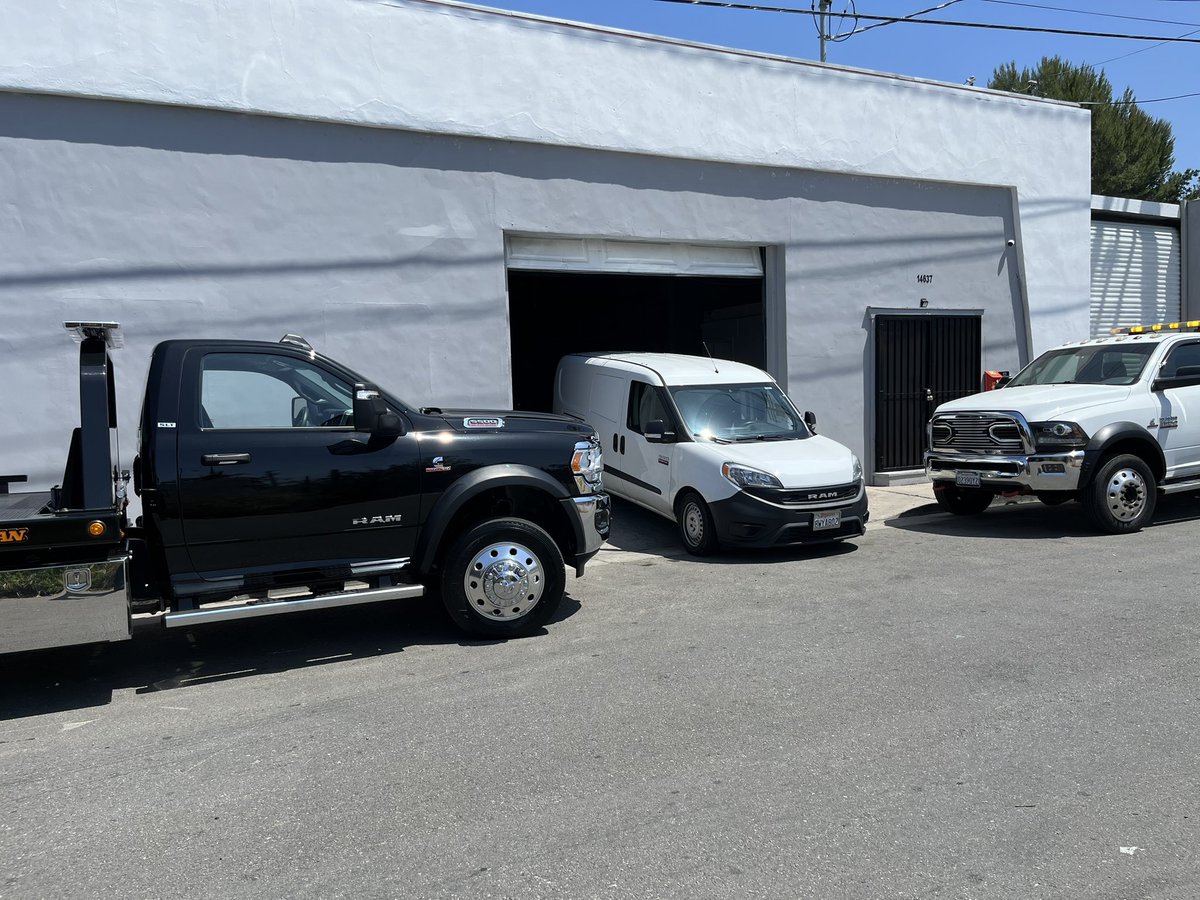 appleroadside's tweet image. 