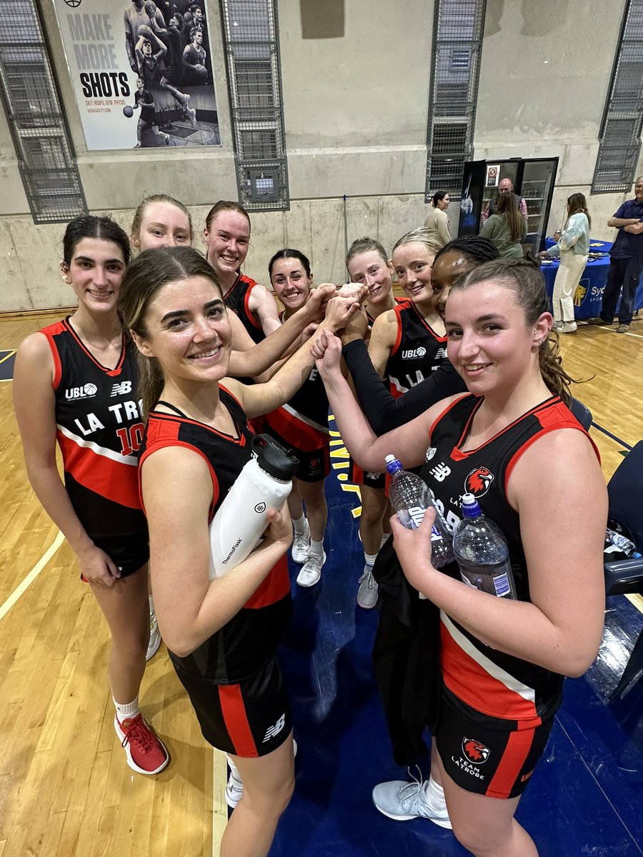 #ubl23 CHAMPIONS 

The 🦅’s defeated @SydUniSportFit 78-55 to go 🔙 to 🔙

Congratulations 

@LaTrobeSport @latrobe @RussHoye 

#basketball #studentathlete #unisport #ubl23 #ubl