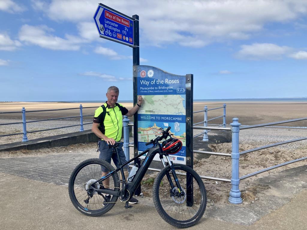 bobbyb14me's tweet photo. Wish me luck guys. Day 1 coast to coast (171 miles) on Toby and the teams (@PaceRehab ) 10 year old cycling leg 😎🚴‍♂️ https://t.co/JiOYjwdvRp