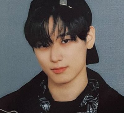 hyunjaesprite's tweet image. my cute little gangsta boy