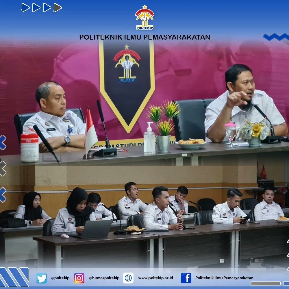 poltekip's tweet photo. Pembahasan Buku Pedoman Pengasuhan Taruna POLTEKIP yang dipimpin oleh Kepala Bagian Administrasi Akademik dan Ketarunaan (Bapak Masudi) Bersama Kepala Sub Bagian Ketarunaan (Bapak Putranto Prihardoko) dan Jajaran Pembina POLTEKIP dilaksanakan di Ruang Rapat Lt.I Gedung Poltekip. https://t.co/rR0Wa1ip3A