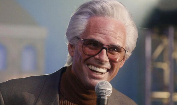 Funkyrynos's tweet photo. @Mythical This is who I think of when I see Link with his new glasses... https://t.co/Kj1iYw9Ucl