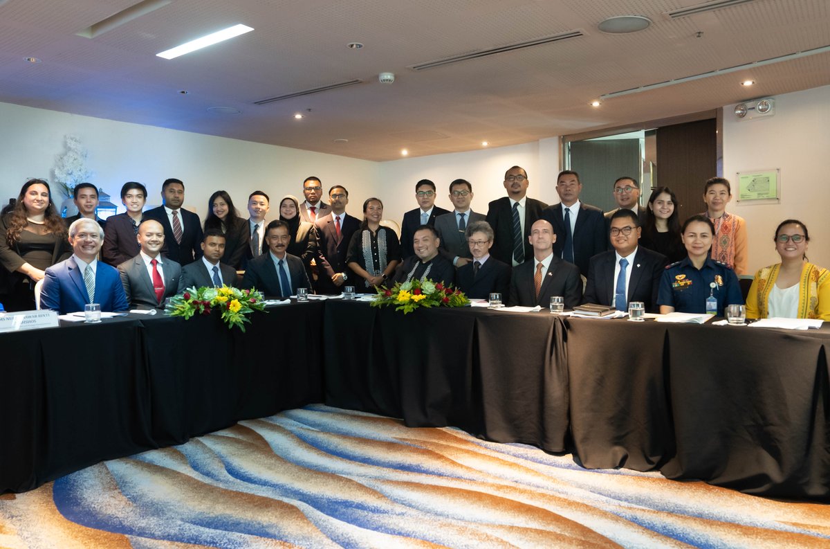 NonviolenceAsia's tweet photo. @DFAPHL , the Office of the Special, Envoy on Transnational Crime, and @NonviolenceAsia  successfully held a regional workshop in Manila, Philippines, 25-26 May 2023. The workshop discussed a regional roadmap on weapons regulation, with a focus on monitoring national action plans https://t.co/OKztG7KBP4