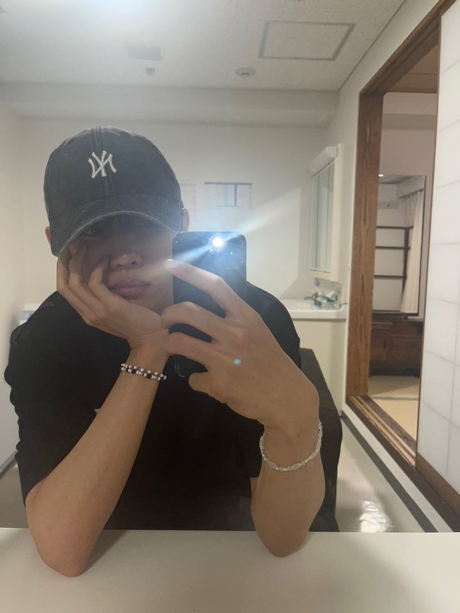 WE_THE_BOYZ's tweet photo. [선우] 잠 깨게 해줄 분 https://t.co/Myu9IiNzLX