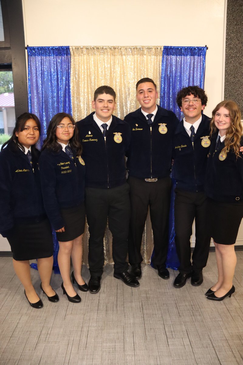 Thank you to 2022-2023 retiring chapter officers, and good luck to the newly installed

2023-2024 Chapter Officers
President - Jonathan Zarate
Vice-President - Andrea Puente
Secretary - Vivienne Moran
Treasurer - Juan Ramirez
Reporter - Juliana Lopez
Sentinel - Betzaida Fernandez