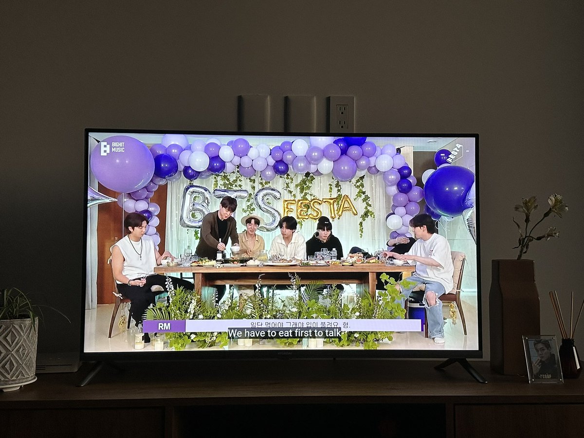 In this Bangtan shit forever 💜⁷ tweet media