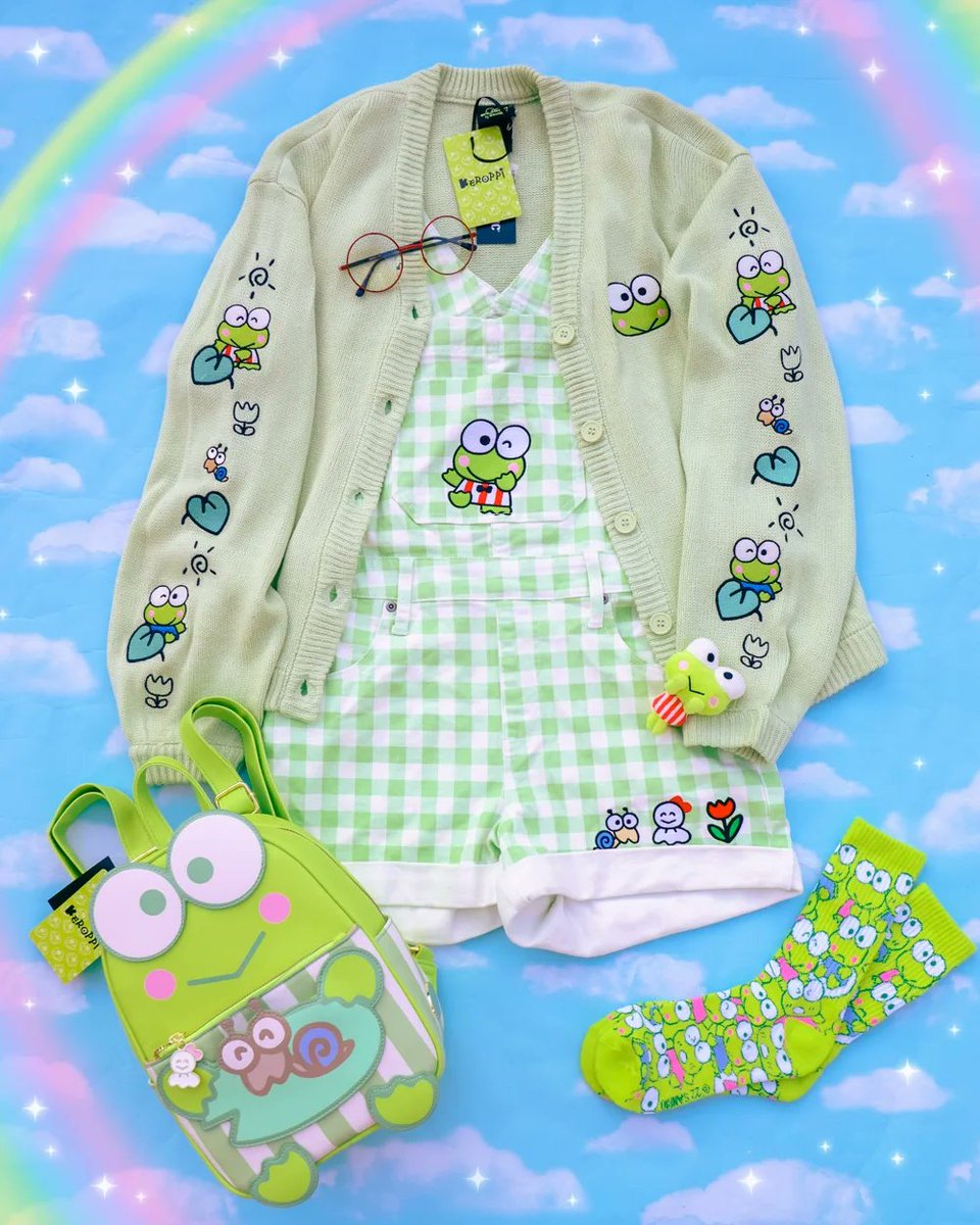 Keroppi style 🐸🌈

Cardigan, overalls, backpack, and socks are all <a href="/HotTopic/">Hot Topic</a> ! 🌈 🐸 🌈

🐸 #sponsoredbyHT 🐸 #HTFxMayMustHaves 🐸 #keroppi 🐸 #kerokerokeroppi 🐸 #keroppilovers 🐸 #frogcore 🐸 #froggy 🐸 #sanrio 🐸

instagram.com/p/Cs5ALflu-xP/